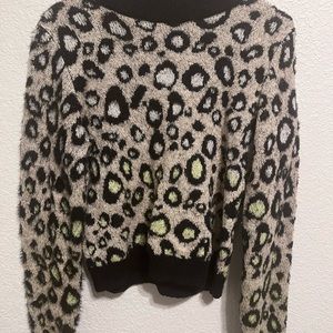 Cheetah print sweater eyeshadow